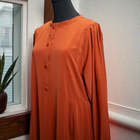 Crep Abaya - Middle Buttons