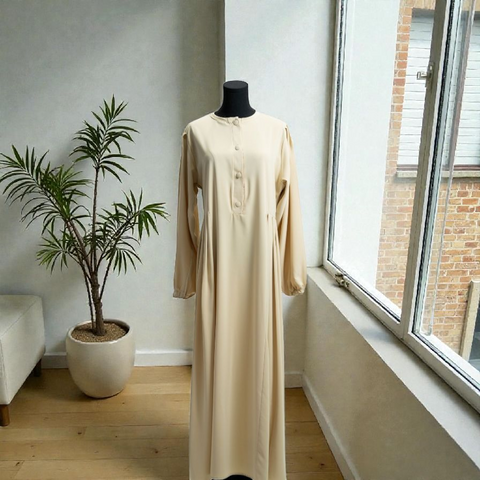 Crep Abaya - Middle Buttons